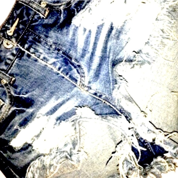 High Thigh Cut Off Shorts Frayed Rewash, High Waist, Distressed - Picture 5 of 5